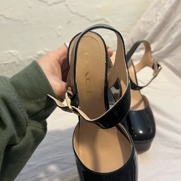 NWOT Coach Isabella Black Patent Leather Platform Heel / Women’s Size 8 - Picture 4 of 7